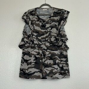 Ruffle sided camo top, size 2X